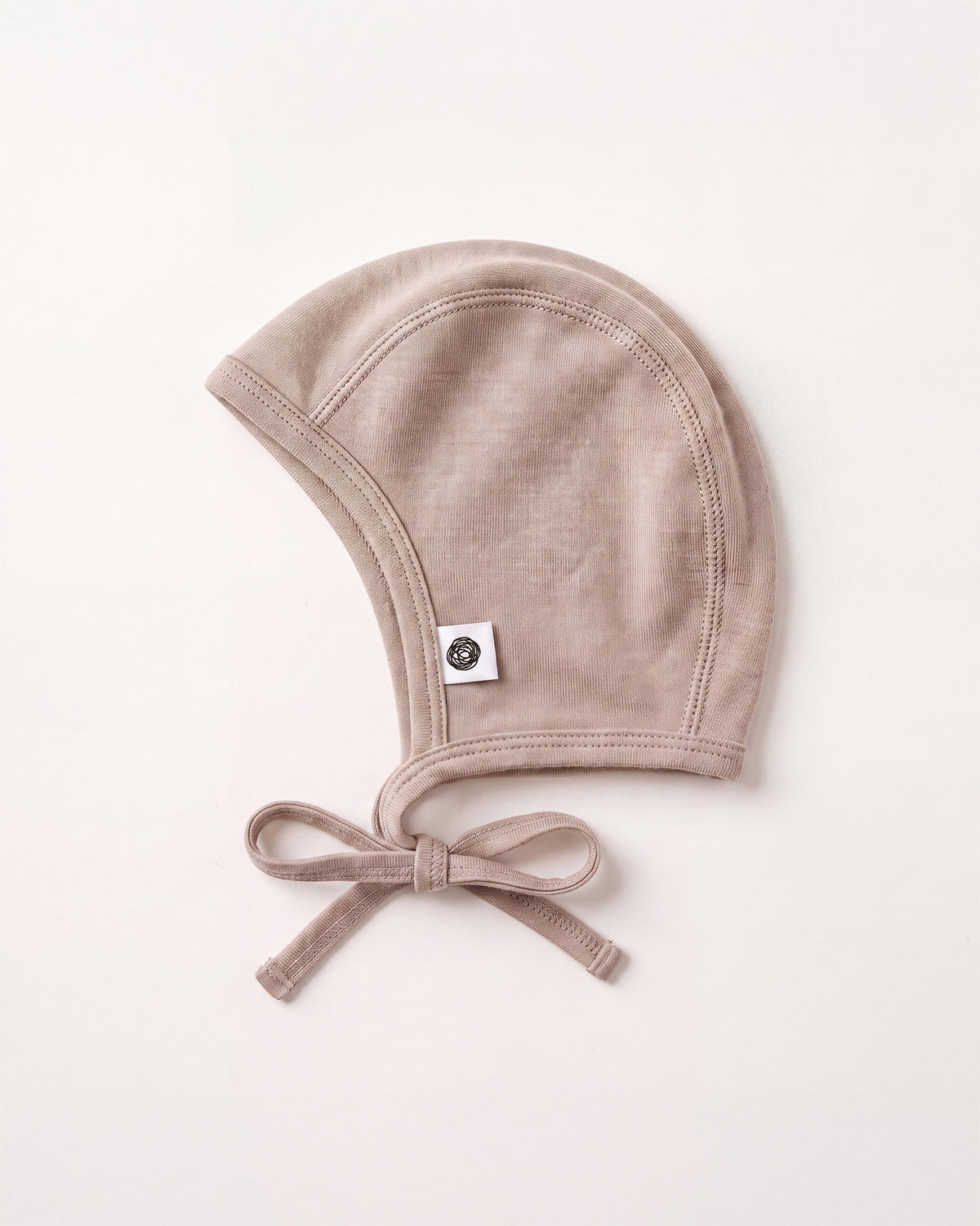 Babymütze mit Schleife aus Wolle – Merinowolle – Misty Rose