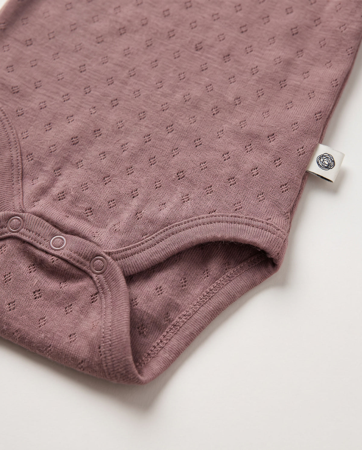 Woll-Strampler mit kurzen Ärmeln Pointelle – Merinowolle – Rose Brown