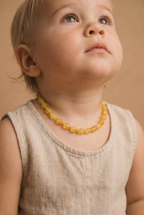 Baby/Kind - Bernsteinkette - Zitrone - ovale Rohsteine - 33cm