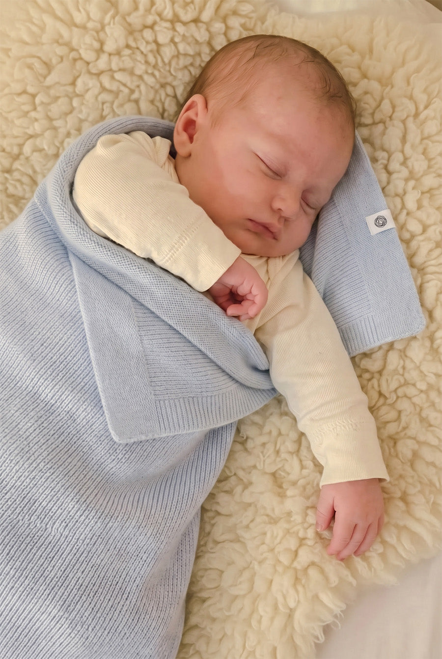 Woll-Babydecke / Kinderdecke Gestrickt - Merinowolle - Georgia