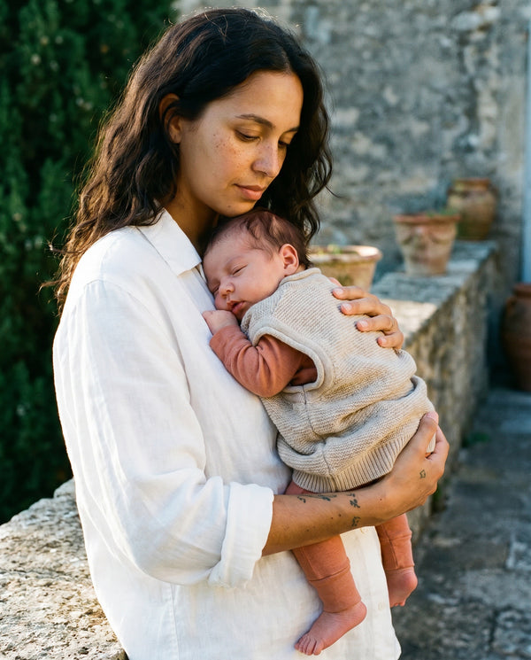 Baby-Strickjacke aus Merinowolle - Knoblauch