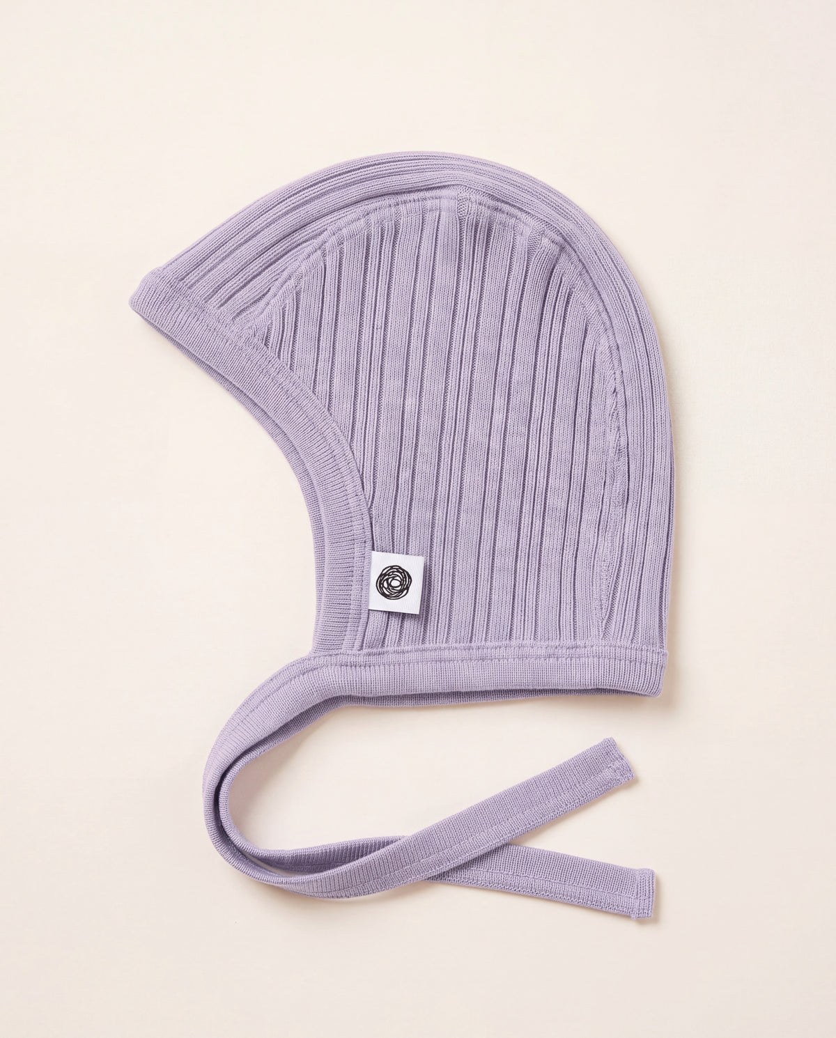 Woll-Mütze mit Schleife in Rippstrick - Merinowolle - Lavender Frost