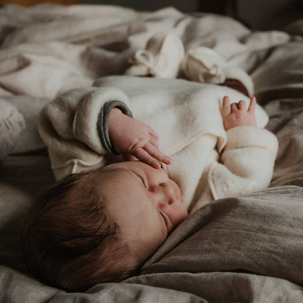 Wollenes Baby / Newborn Jäckchen - Merinowolle fleece - Naturel