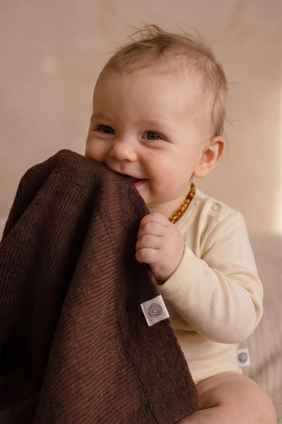 Wolldecke für Babys / Kinder gestrickt – Merinowolle – Braun