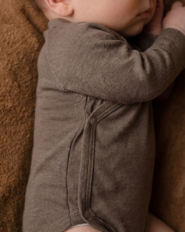 Wollen Overslagromper lange mouw – Merinowol – Walnut