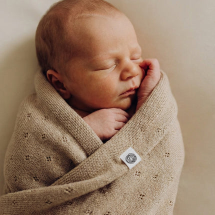 Collection image for: Gestrickte Babykleidung